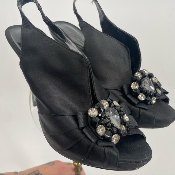 Moda Spana Black Satin Peep Toe Slingback Heels With Rhinestone Embellishment - Picture 5 of 13